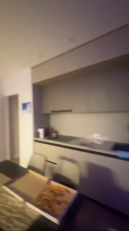Tirane, jepet me qera apartament 2+1+Ballkon Kati 2, 350 € 