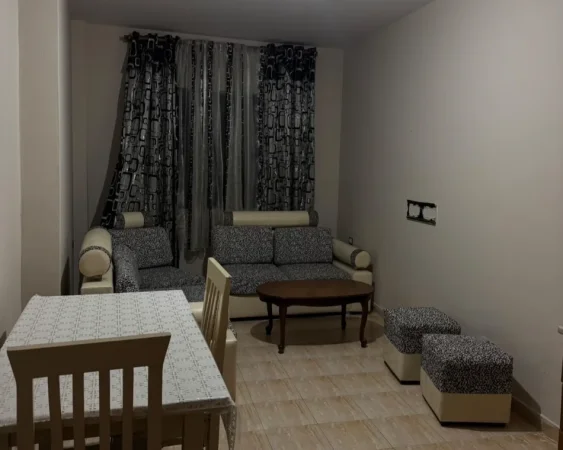Tirane, jepet me qera apartament 1+1 Kati 1, 60 m² 450 € (ish blloku)