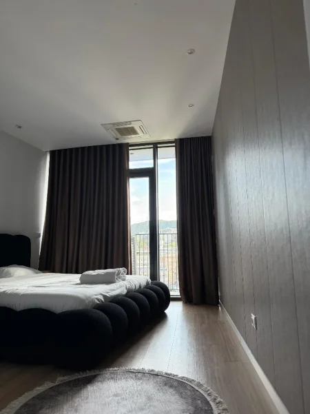 Tirane, shitet apartament 2+1 Kati 9, 124 m² 555.000 € (Liqeni Artificial)