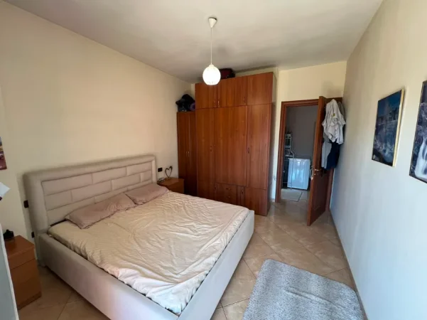 Tirane, shitet apartament 1+1+Ballkon Kati 5, 66 m² 160.000 € (Tefta tashko koco)