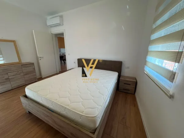Tirane, jepet me qera apartament 2+1+Ballkon Kati 3, 100 m² 520 € (PASKUQAN)