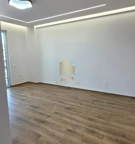 Tirane, shitet apartament 2+1+Ballkon Kati 6, 99 m² 150.000 € (Paskuqan)