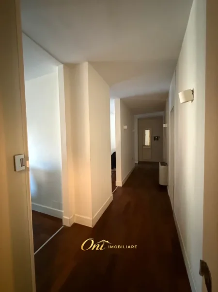 Tirane, shitet apartament 3+1 Kati 2, 187 m² 470.000 € (BRIGADA 8)