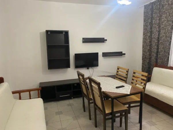 Tirane, jepet me qera apartament 1+1+Ballkon Kati 0, 68 m² 340 € (ne rrugen Besa Tirane)