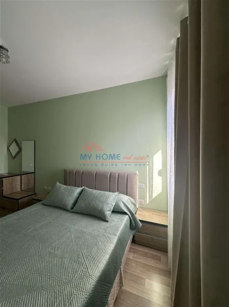 Tirane, jepet me qera apartament 1+1+Ballkon Kati 3, 66 m² 700 € (Qender)