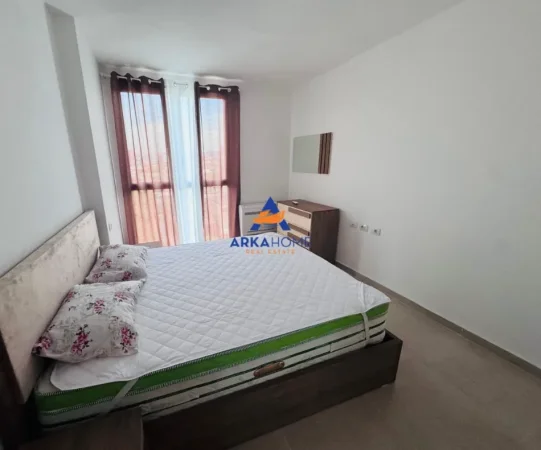 Tirane, jepet me qera apartament 2+1+Ballkon Kati 5, 108 m² 482 € (5 MAJI)