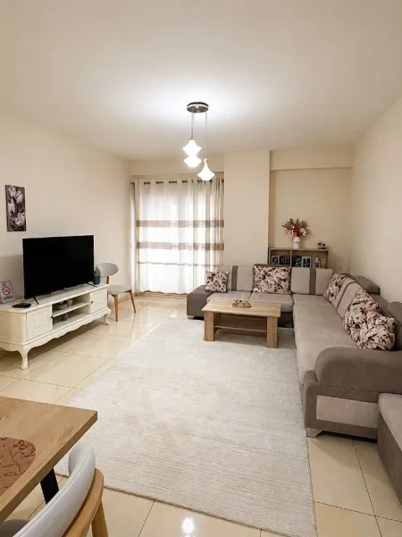 Shqiperi, shitet apartament 1+1 Kati 5, 74 m² 214.000 € (Kompleksi Delijorgji)