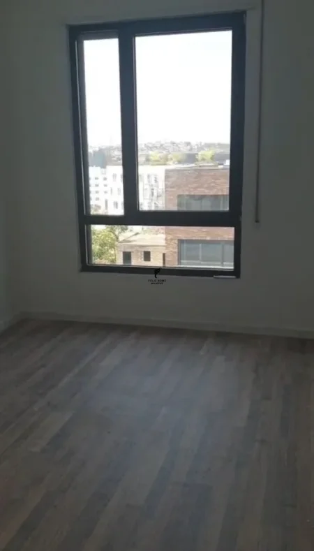 Tirane, jepet me qera apartament 2+1 Kati 3, 100 m² 500 € (5 MAJI)
