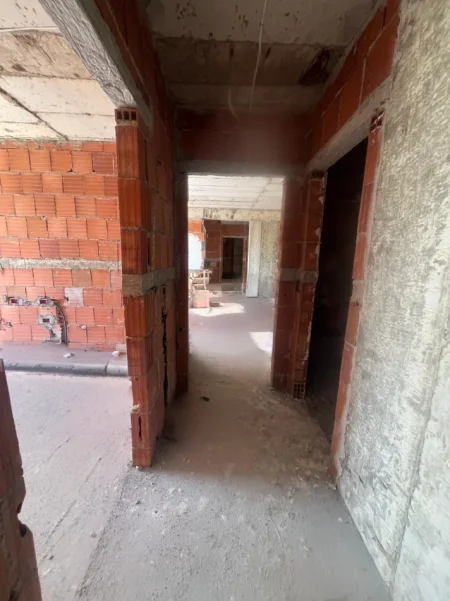Tirane, shitet apartament 2+1+Aneks+Ballkon , 99 m² 153.170 € (Kompleksi Bengasi)