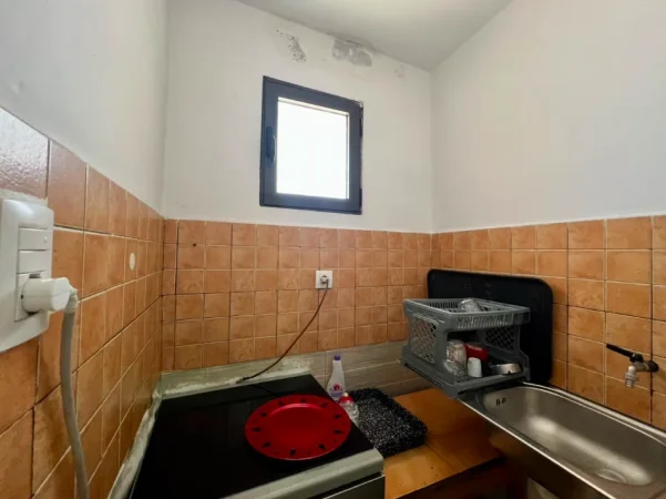 Tirane, jepet me qera apartament 1+1+Ballkon Kati 3, 54 m² 430 € (Tregu i Ri Elektrik)