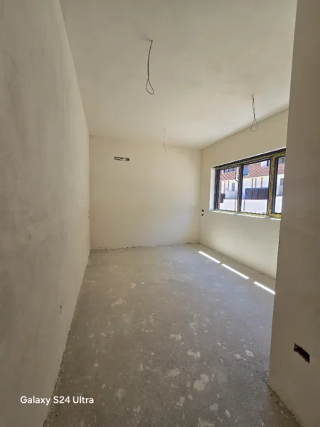 Tirane, shitet apartament duplex 3+1+Aneks+Ballkon , 233 m² 360.000 € (Kodra e Diellit 2)