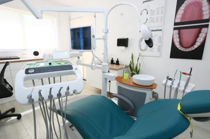 Durres, jepet me qera nga Pronari, pa-komision ambjent biznesi Kati 1, 80 m² 380 €