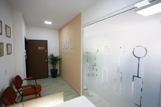 Durres, jepet me qera nga Pronari, pa-komision ambjent biznesi Kati 1, 80 m² 380 €