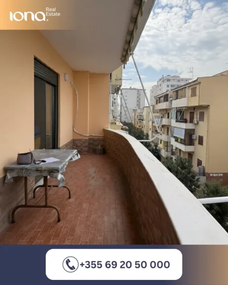 Shkembi Kavajes, shitet apartament 1+1 Kati 4, 73 m² 150.000 € (20 m nga deti)