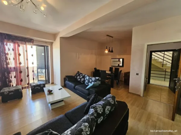 Tirane, jepet me qera apartament 2+1 Kati 7, 110 m² 640 € (rruga Gjon Buzuku)
