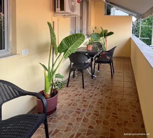 Tirane, jepet me qera apartament 1+1 Kati 5, 85 m² 690 € (Rruga e Kavajes)