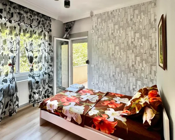 Pogradec, shitet apartament 3+1+Aneks+Ballkon Kati 2, 150 m² 185.000 € (Pranë Parkut të Drilonit)