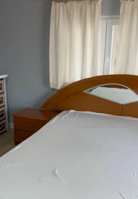 Tirane, jepet me qera apartament 1+1+Ballkon Kati 3, 60 m² 370 € (5 maj)