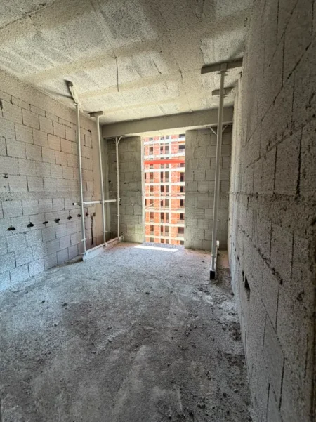 Tirane, shitet apartament 2+1 , 110 m² 187.600 € (sh parku)