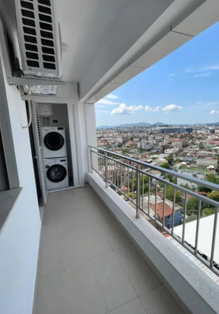 Tirane, jepet me qera apartament 1+1 Kati 4, 70 m² 800 € (Porcelani)