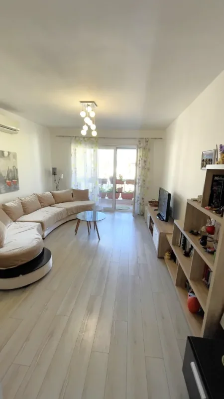 Tirane, jepet me qera apartament 2+1+Ballkon Kati 6, 106 m² 220.000 € (don Bosko)