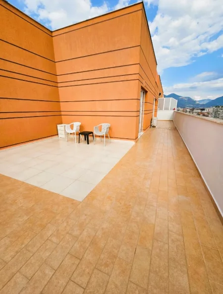 Tirane, shitet apartament 2+1+Aneks+Ballkon Kati 6, 160 m² 235.000 € (Rruga Llazi Miho)