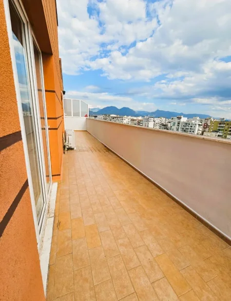 Tirane, shitet apartament 2+1+Aneks+Ballkon Kati 6, 160 m² 235.000 € (Rruga Llazi Miho)