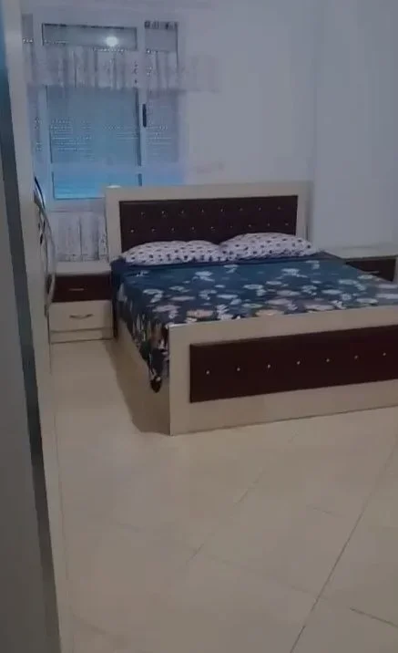 Tirane, jepet me qera apartament 2+1 Kati 2, 115 m² 400 € (Fresku)