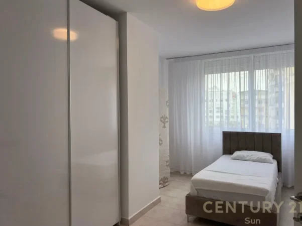 Tirane, jepet me qera apartament 2+1 Kati 1, 92 m² 590 € (Astir)