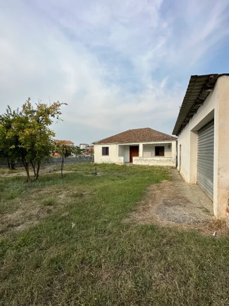 Durres, shes toke , 2.885 m² 350.000 € (Shënvlash)