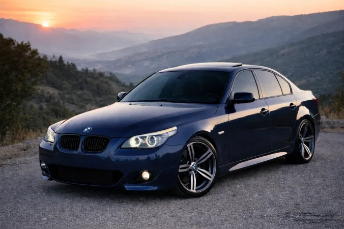Vlore, shes makine BMW 528I 2009 Benzine/Gas Automat Benzin+Gaz, blu automatik Klima 206.000 km 10.000 €
