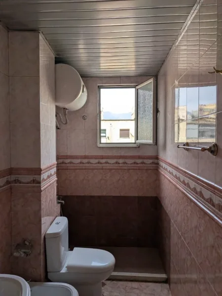 Tirane, jepet me qera apartament+verande | Penthouse 2+1+Aneks+Ballkon Kati 5, 57.000 €