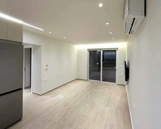 Sarande, shitet apartament 1+1 Kati 2, 58 m² 1.173.540 € (Rruga Flamurit)