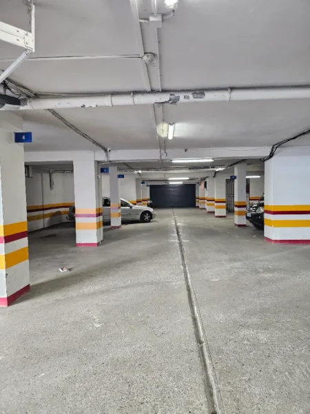 Tirane, shitet nga Pronari, pa-komision apartament 2+1+Aneks+Ballkon Kati 3, 121 m² 249.000 € (Rrapo hekali)