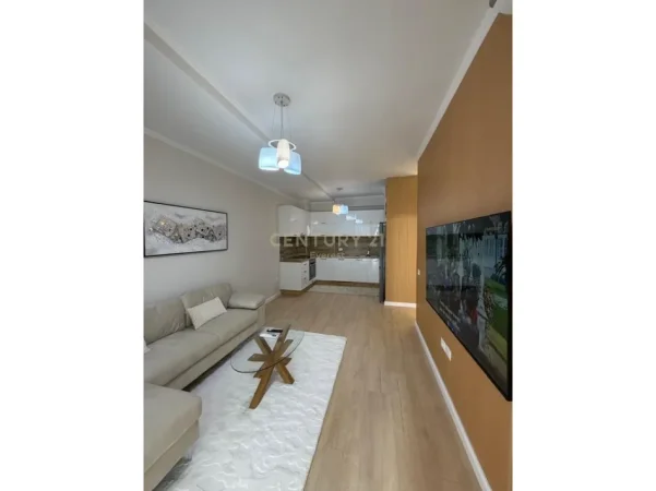 Tirane, shitet apartament 1+1+Ballkon Kati 2, 60 m² 142.000 € (selite perballe spitalit amerikan 3 tek golden park)