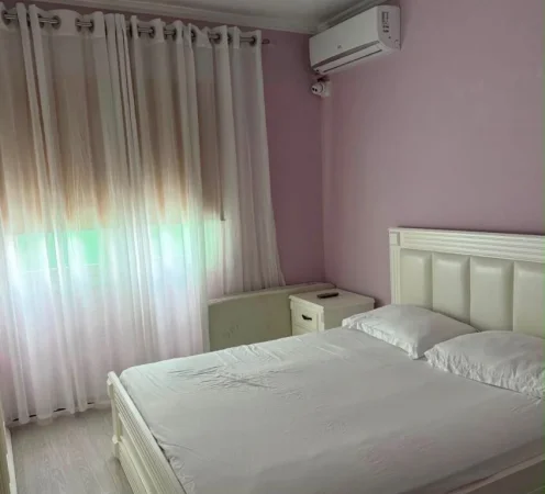 Tirane, jepet me qera apartament 2+1+Ballkon Kati 5, 96 m² 750 € (KOMUNA PARISIT)