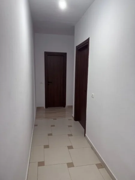 Tirane, jepet me qera apartament 2+1 Kati 7, 80 m² 470 € (American Hospital 3)