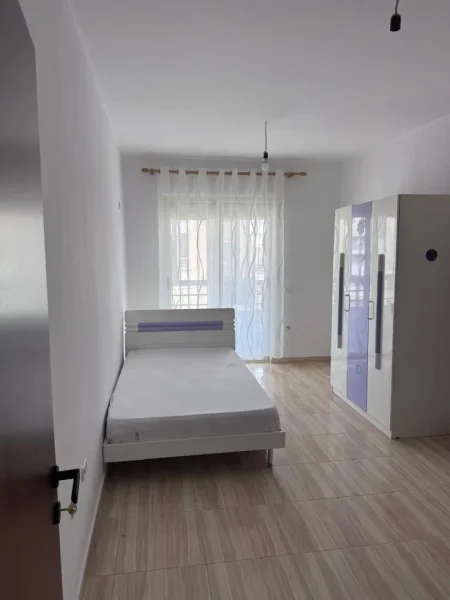 Tirane, jepet me qera apartament 2+1 Kati 7, 80 m² 470 € (American Hospital 3)