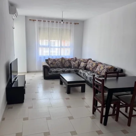 Tirane, jepet me qera apartament 2+1 Kati 7, 80 m² 470 € (American Hospital 3)