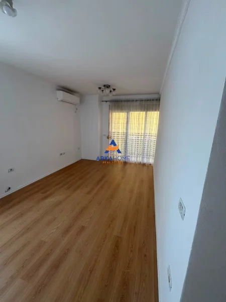 Tirane, shitet apartament 2+1+Ballkon Kati 2, 88 m² 145.005 € 