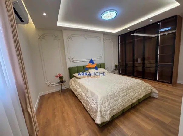 Tirane, jepet me qera apartament 2+1+Ballkon Kati 2, 80 m² 1.074 € 