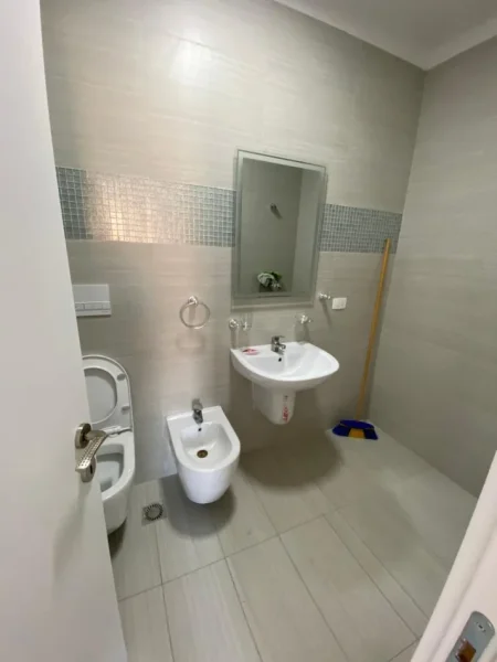 Tirane, jepet me qera apartament 2+1 Kati 3, 82 m² 750 € (Rruga Dervish Hatixhe)