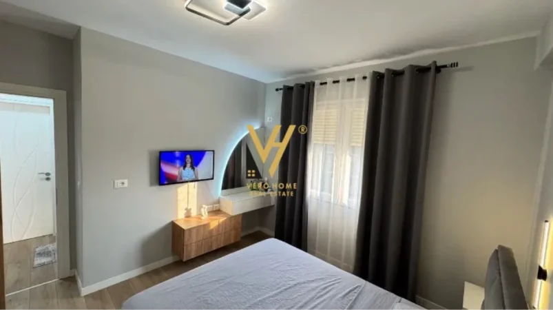 Tirane, shitet apartament 2+1+Ballkon Kati 6, 81 m² 117.000 € (KAMEZ)