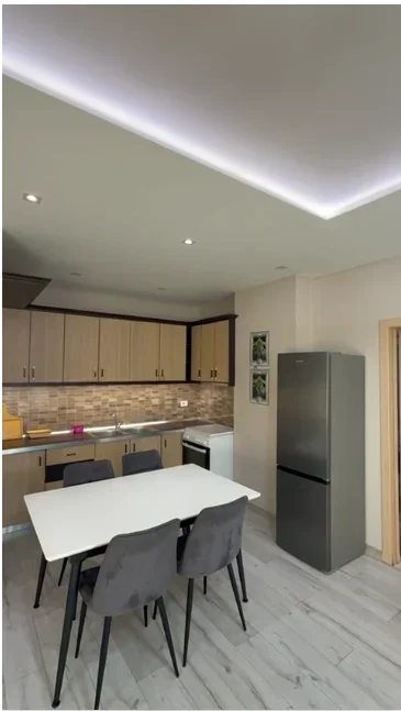 Tirane, shitet apartament 2+1+Aneks+Ballkon , 98 m² (Astir)