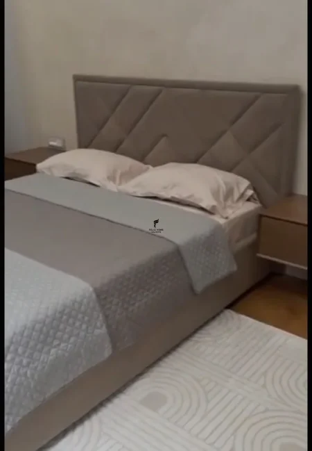 Tirane, jepet me qera apartament 1+1 Kati 3, 70 m² 750 € (FUSHA E AVIACIONIT)