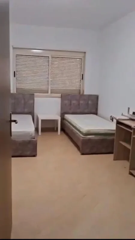 Tirane, jepet me qera apartament 2+1 Kati 2, 98 m² 450 € (Vila L)
