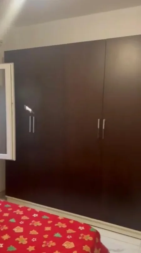 Tirane, jepet me qera apartament 2+1 Kati 1, 80 m² 400 € (Rruga Njazi Meka)