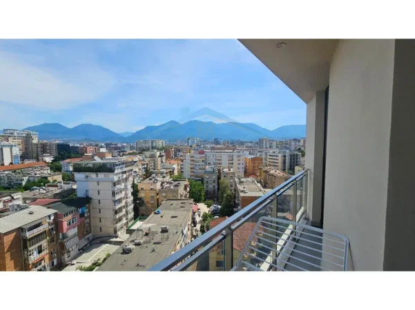 Tirane, jepet me qera apartament 1+1 Kati 8, 75 m² 850 € 