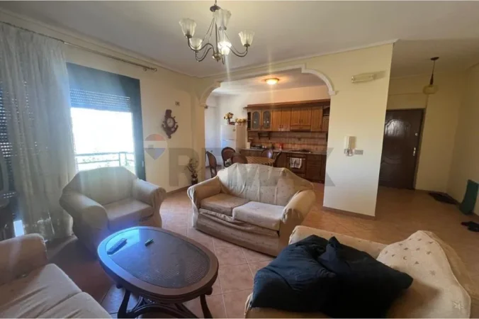 Vlore, shitet apartament 2+1+Ballkon Kati 5, 130 m² 165.000 € (Blv.Isamil Qemali, Vlore)