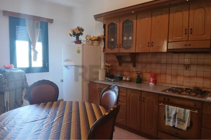 Vlore, shitet apartament 2+1+Ballkon Kati 5, 130 m² 165.000 € (Blv.Isamil Qemali, Vlore)